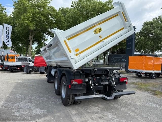 Fahrzeugabbildung Iveco X-Way AD300X54Z HR OFF Dreiseitenkipper