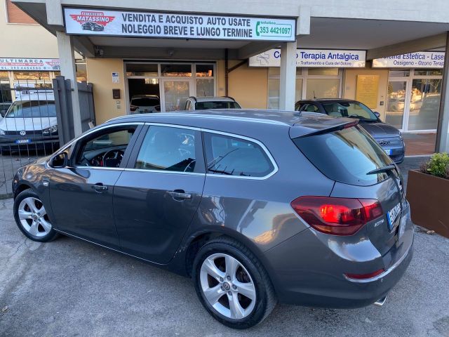 Opel Astra 2.0 CDTI 165CV Sports Tourer Cosmo S