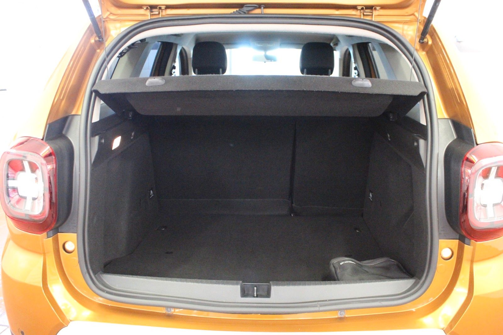 Fahrzeugabbildung Dacia Duster TCe 100 ECO-G LPG Comfort*Allwetter
