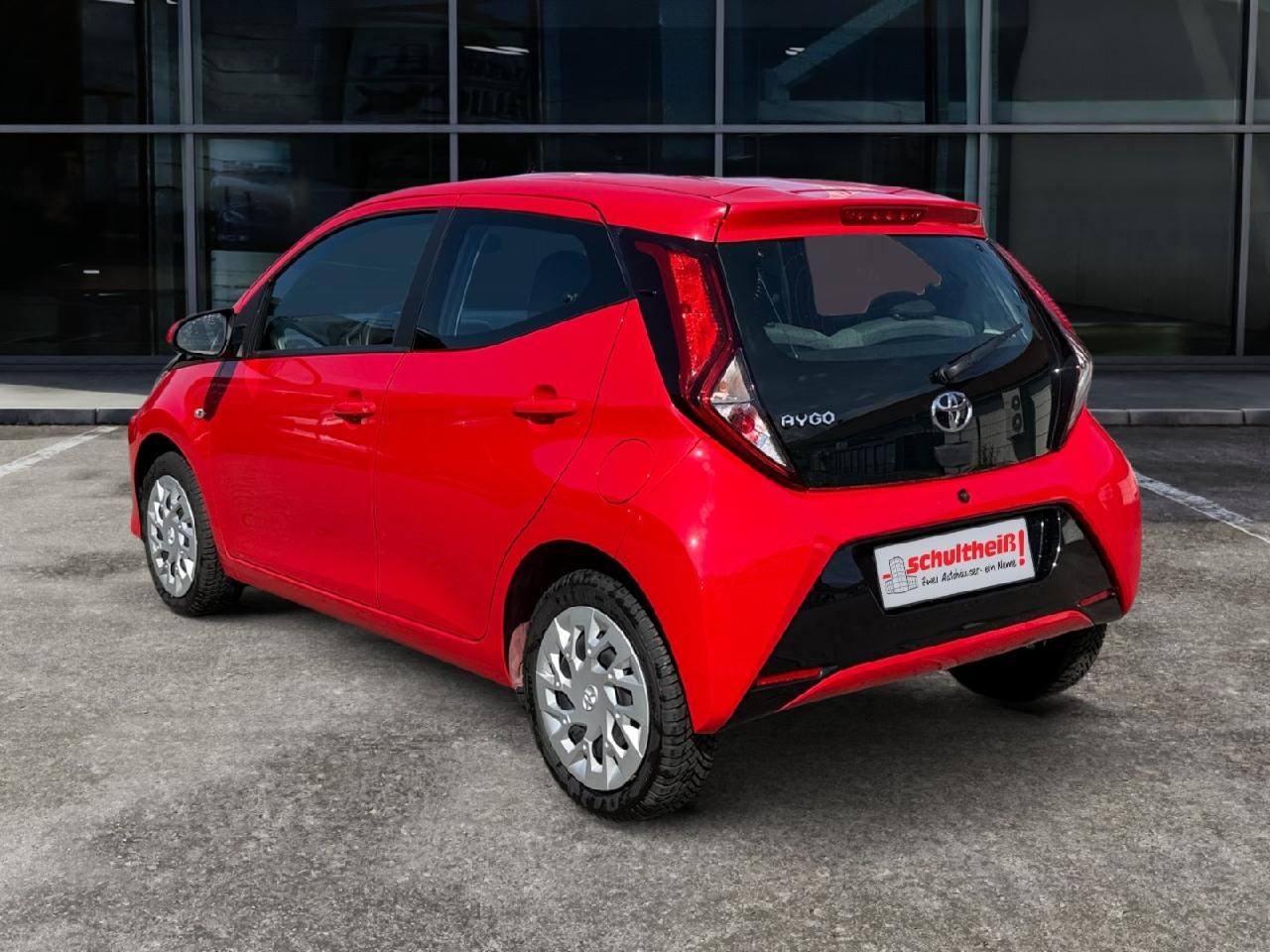 Fahrzeugabbildung Toyota AYGO x-play