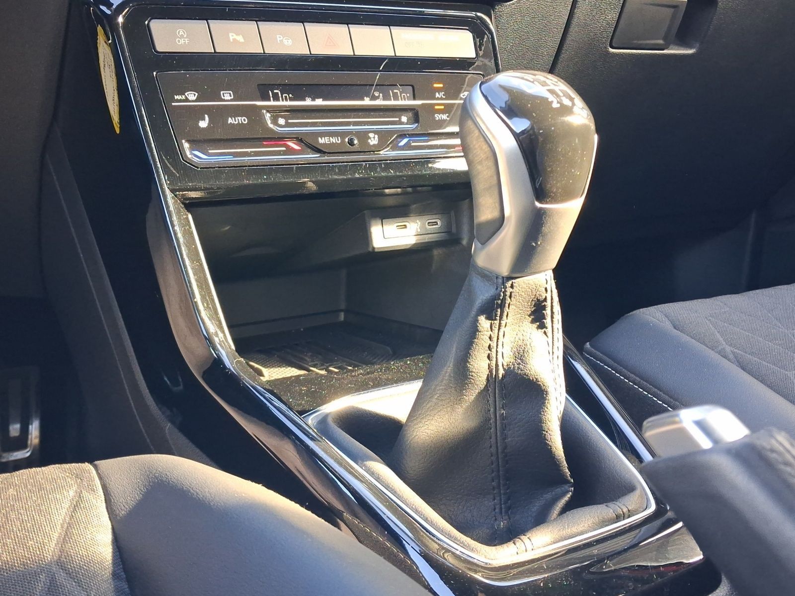 Volkswagen T-Cross - Bild 5