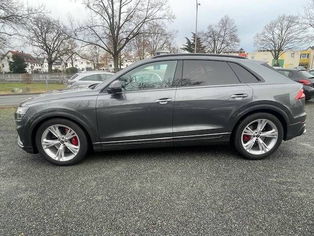Fahrzeugabbildung Audi SQ8 AT//AHK, Standheizg.,Matrixlicht,Pano,RFK, P