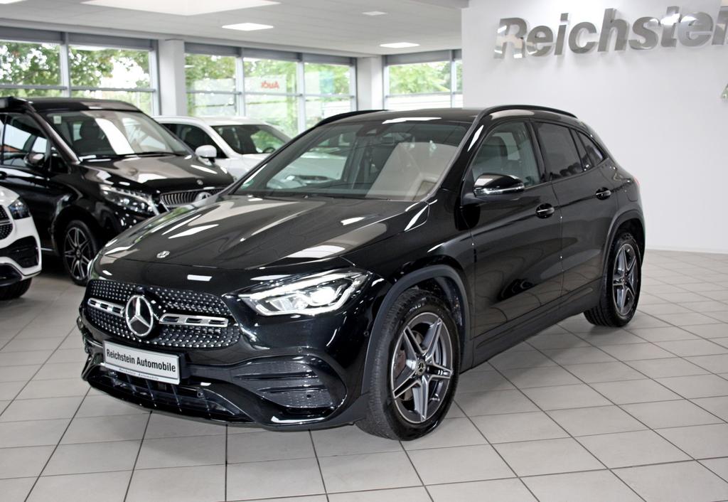 Mercedes-Benz GLA 220