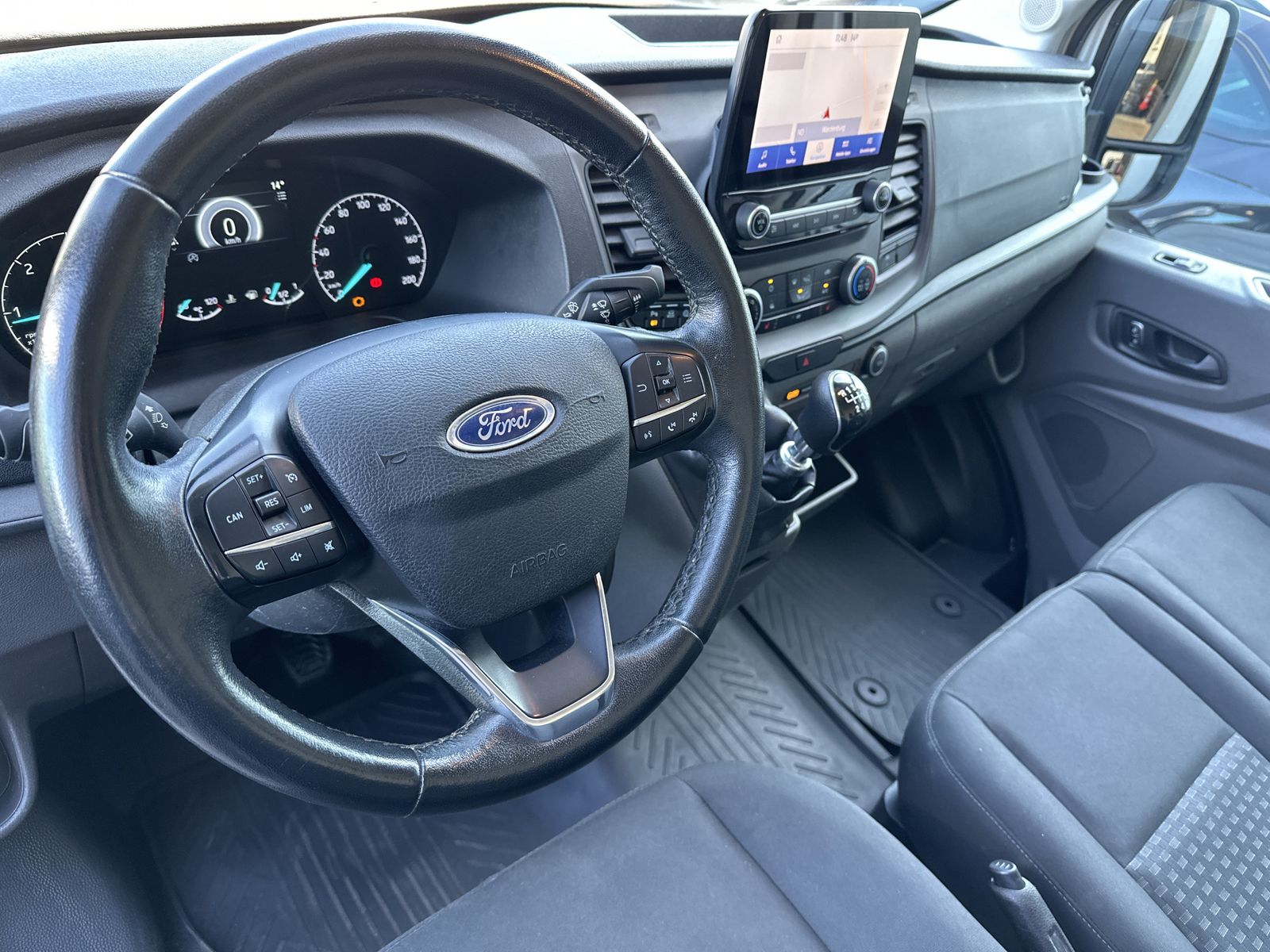 Fahrzeugabbildung Ford Transit 350 L3 NAV+KAMERA+CARPLAY+TEMPO+SHZ+1HD