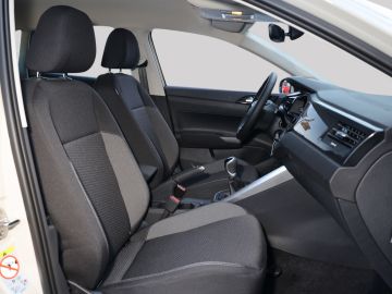 Volkswagen Polo VI ''Team Edition'' 1.0 TSI 5-Gang Anschlus