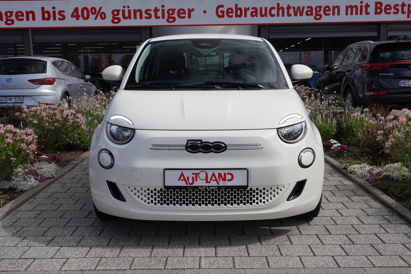 Fiat 500 e Basis Android Apple Tempomat Klimaaut. DAB