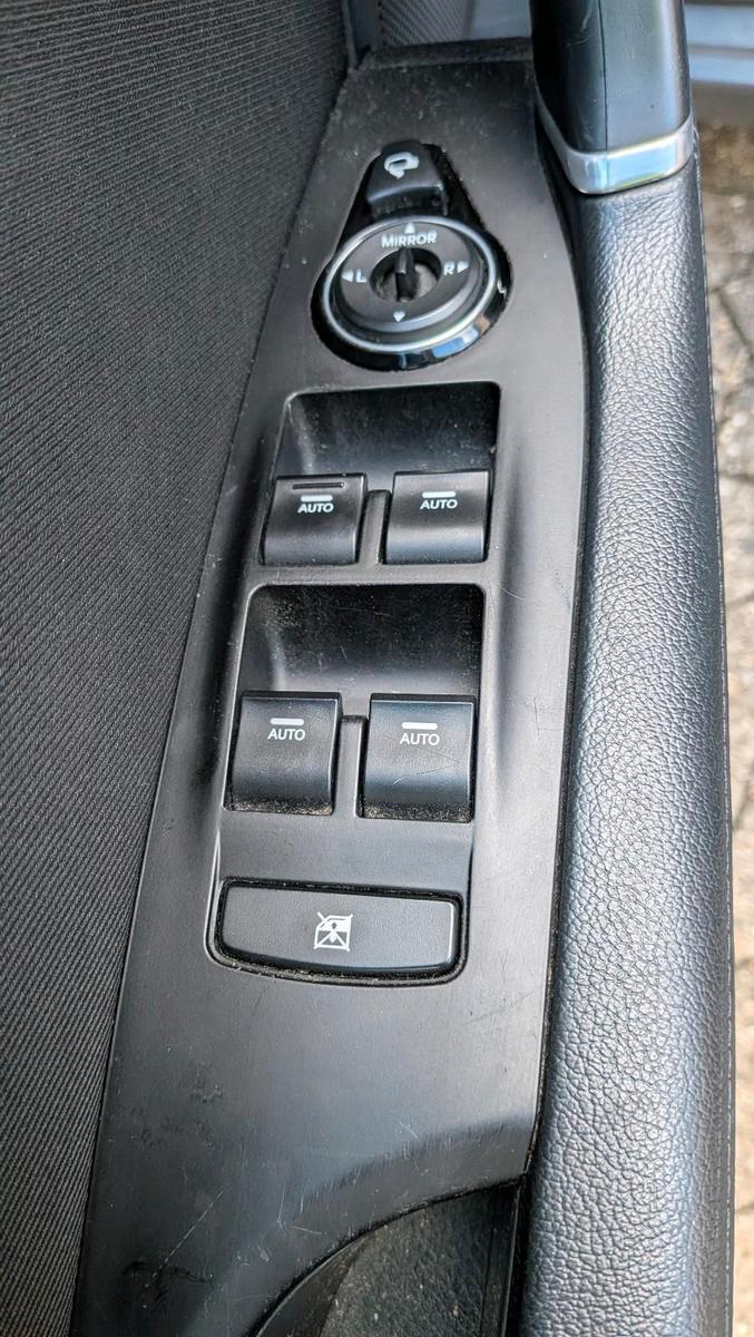 Hyundai i40 2013 — photo 13
