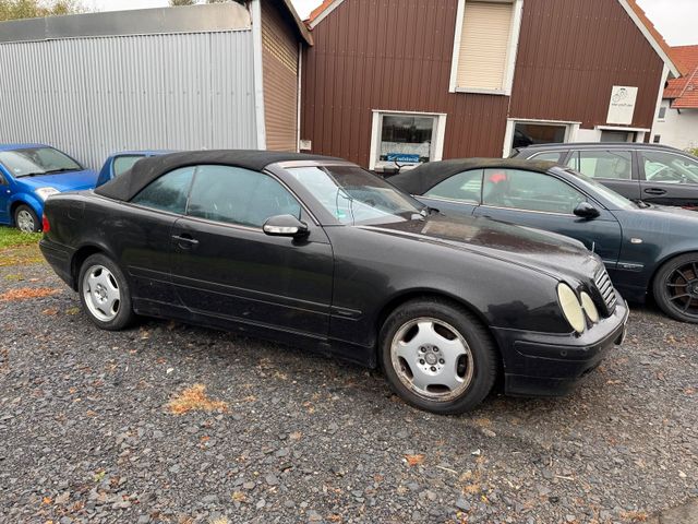 Mercedes-Benz Mercedes CLK 320 Cabrio, schwarz