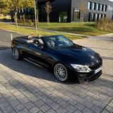 BMW M4 Cabrio M4 - schwarze BMW M4