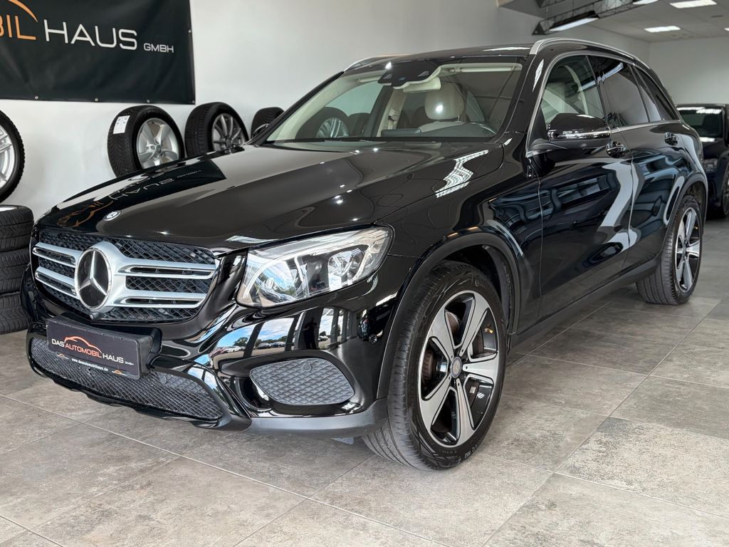 Image of Mercedes-Benz GLC 250