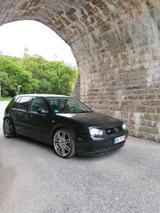 Volkswagen VW Golf 4 gti - Volkswagen Golf aus 2000: GTI