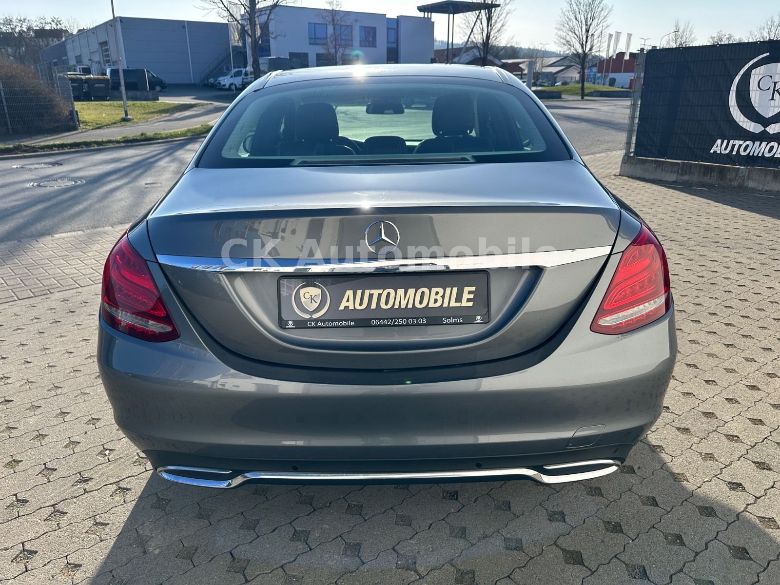 Fahrzeugabbildung Mercedes-Benz C 200 CGI Lim. Avantgarde Autom./Navi/LED/ILS