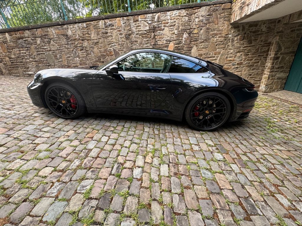 Porsche 992