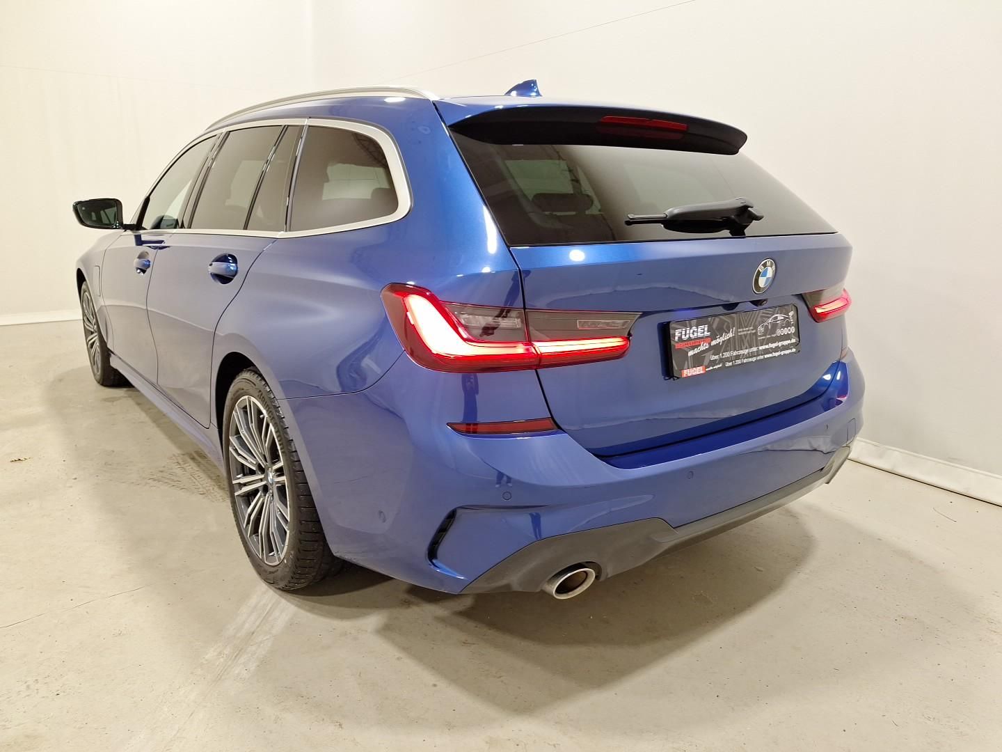 BMW 3 Touring 330 e xDrive M Sport Laser|RFK|HuD|SHZ foto 5