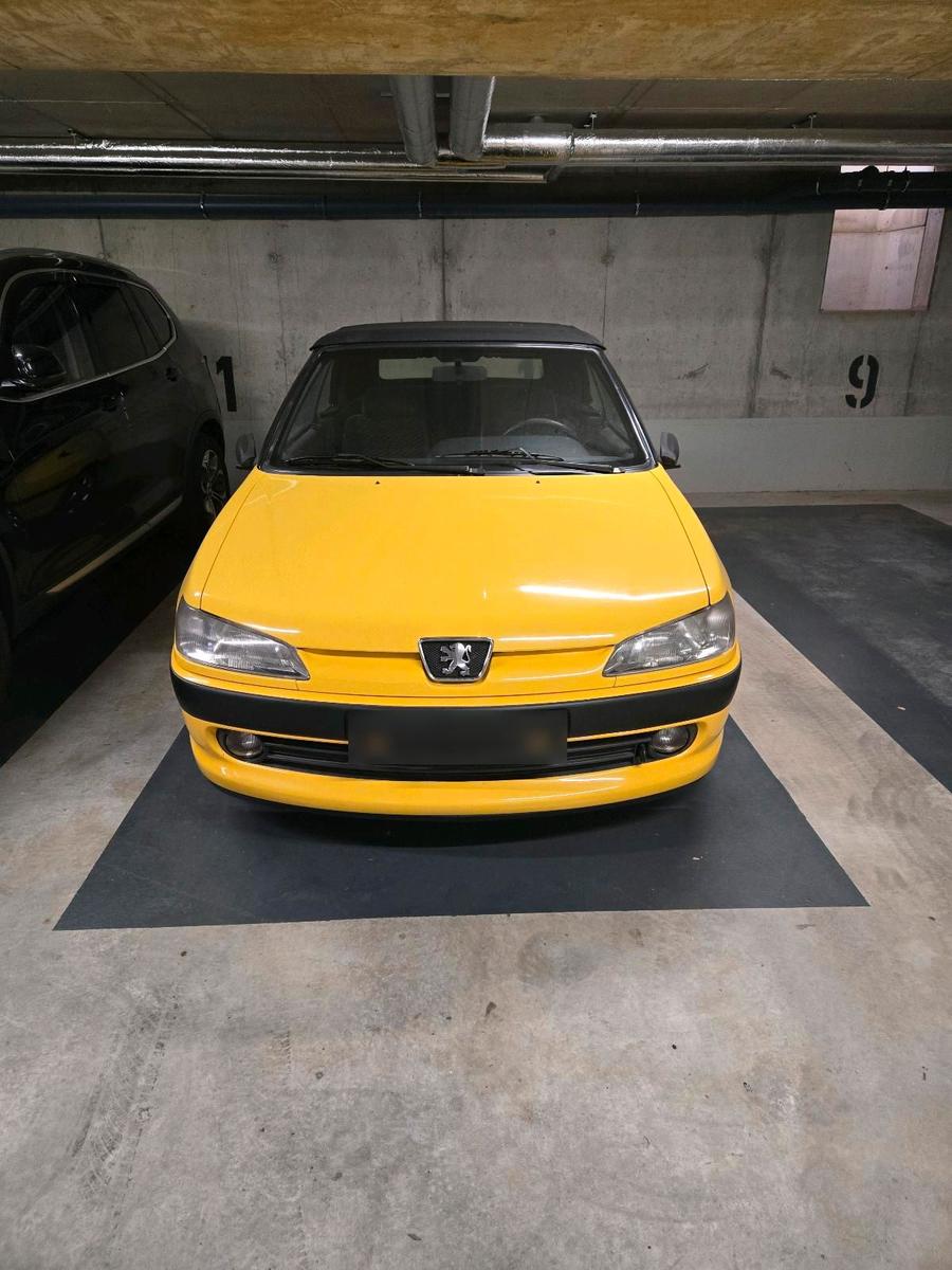 Peugeot 306