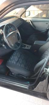 Mercedes-Benz Mercedes C180 W202 - Mercedes-Benz: Kombi, W202