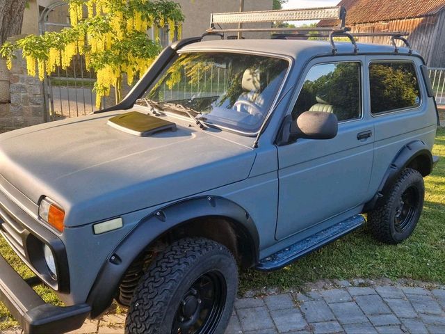 Lada Niva 4x4, 2020 generalüberholt