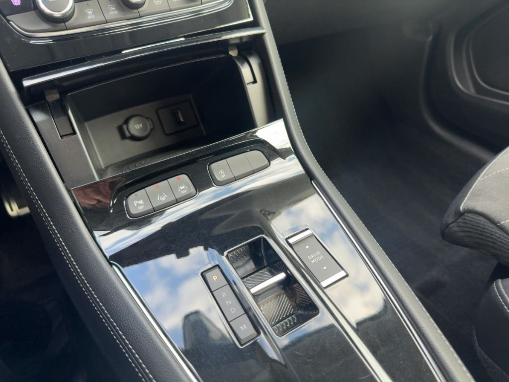Fahrzeugabbildung Opel Grandland GS MATRIX NAVI 360 Grad-Kamera
