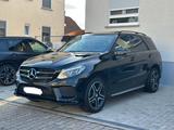 Mercedes-Benz GLE 250d 4MATIC mit AMG PAKET/AMG LINE/NIGHTPKT - Mercedes-Benz GLE 250 aus 2015