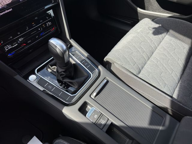 Passat Variant 2.0 TDI Business ACC FACEL. LED