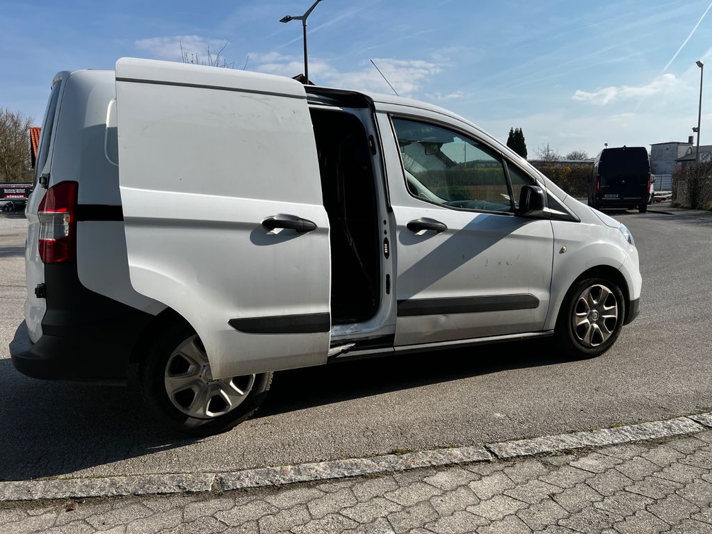 Image of Ford Transit Courier