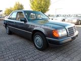 Mercedes-Benz 200 diesel - Mercedes-Benz 200: 200d