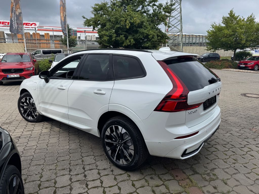 Fahrzeugabbildung Volvo XC60 T6 AWD Plus Dark+LagomPak+AHZV+SOFORT