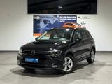 Volkswagen Tiguan Highline 2.0 TDI DSG 4Motion AHK+PANO+SHZ - VW Tiguan Gebrauchtwagen in Bremen