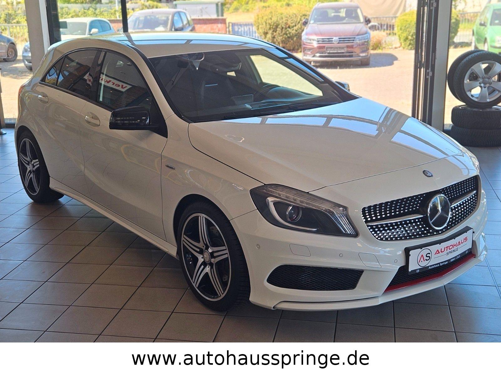 Mercedes-Benz A 250 AMG Line Sport *Alcantara, Scheckheft*