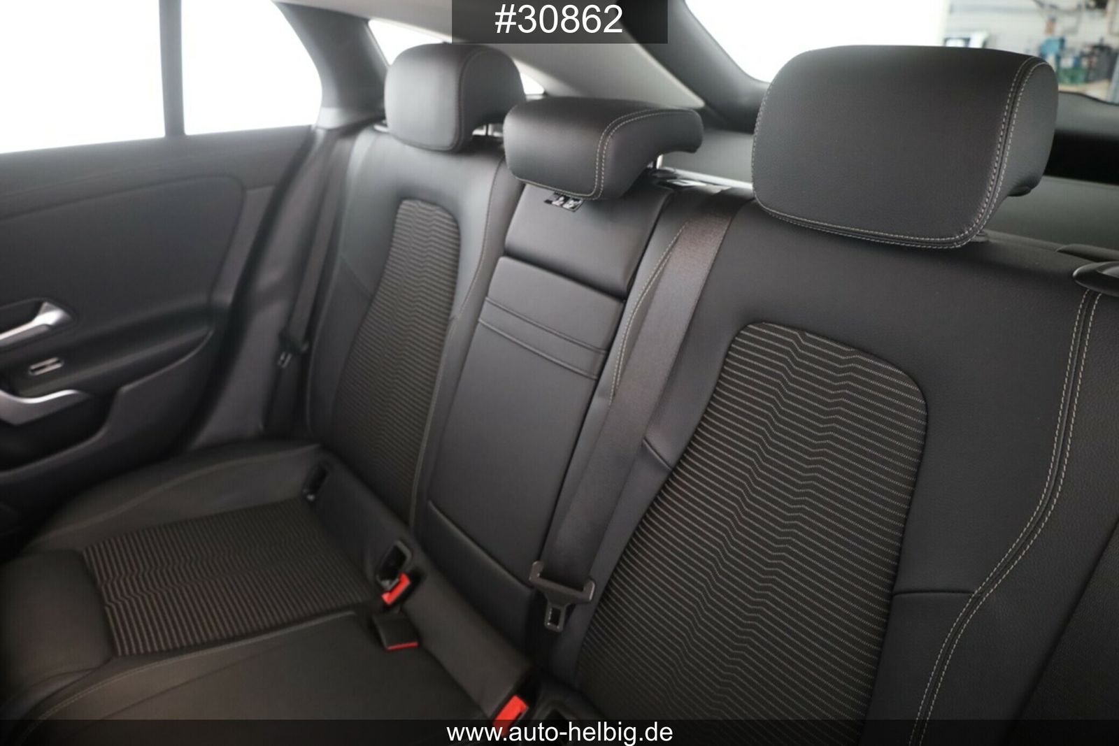 Mercedes-Benz CLA 220 d Shooting Brake #18Z#DistronicPlus#LED# foto 13