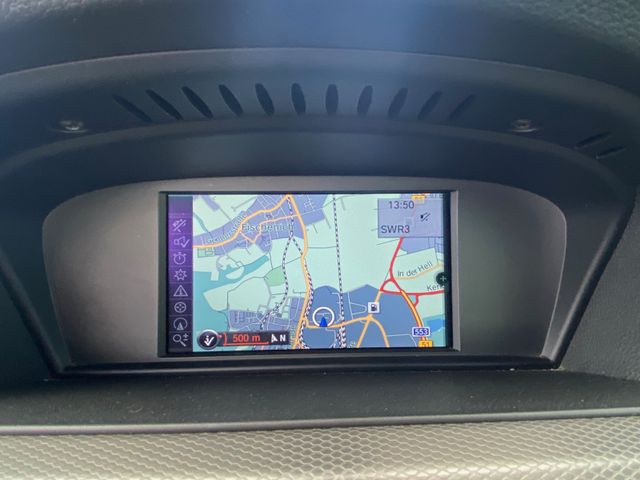 Fahrzeugabbildung BMW 320i Edition M SPORT , Hardtop , NAVI , PDC
