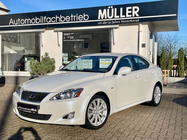 Lexus IS 250 Aut.+ACC+Kamera+Sitzklima+Keyless+AHK+1Hd