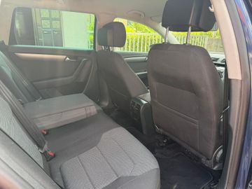 Volkswagen Passat Variant - 9
