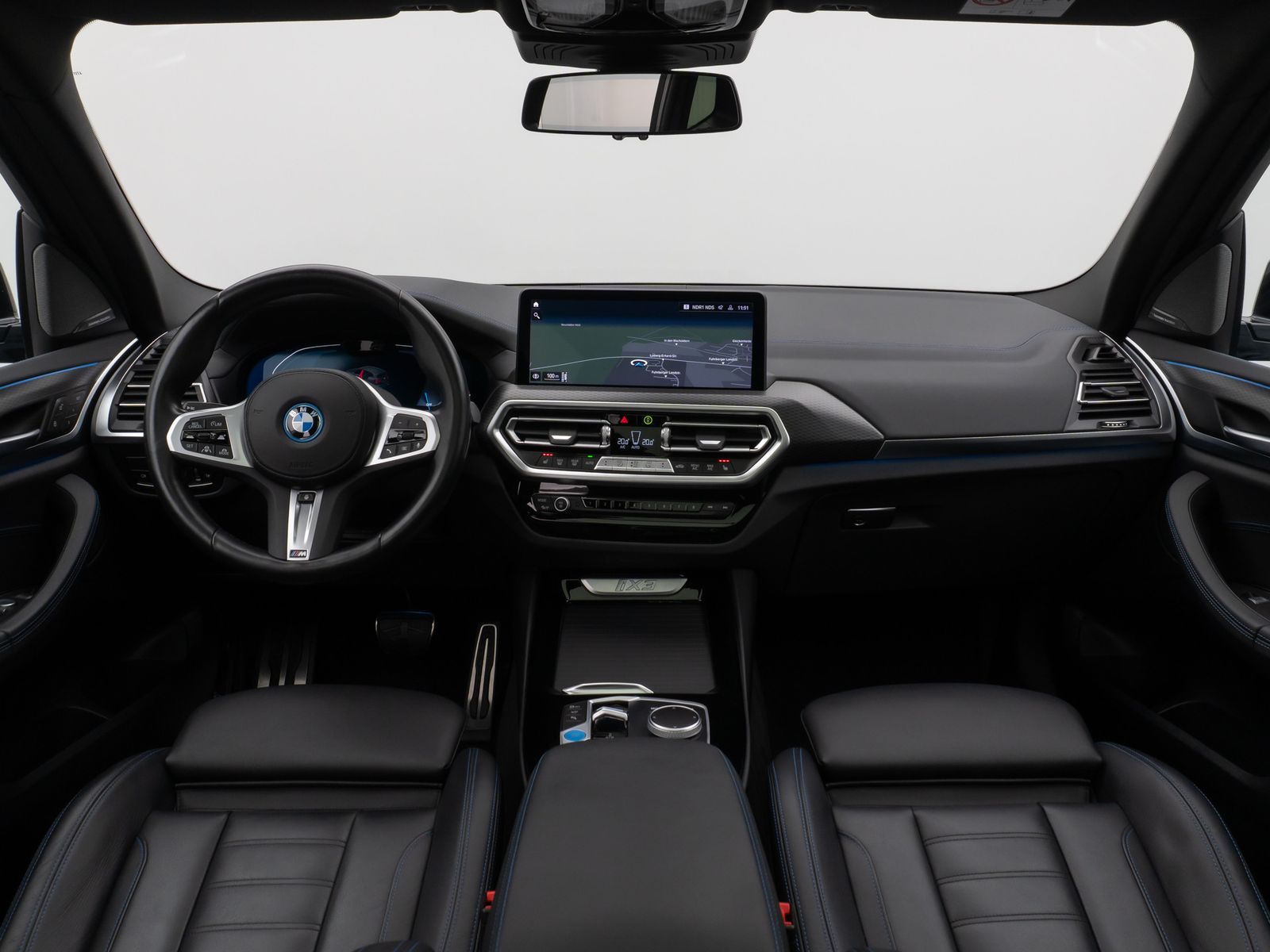 Fahrzeugabbildung BMW iX3 Impressive M Sport Panorama 360°HUD DAB H/K