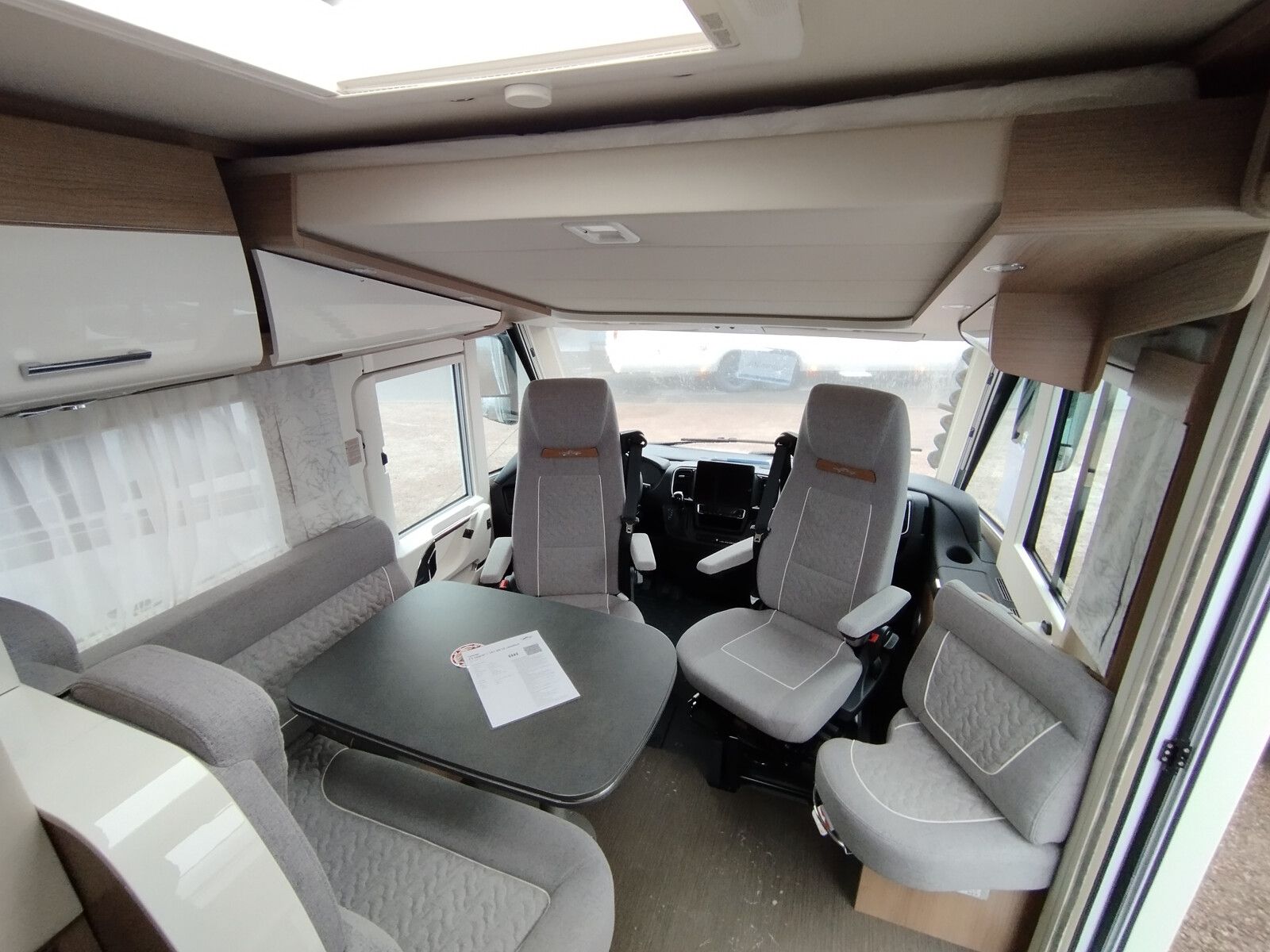 Fahrzeugabbildung Carthago C1-tourer I 141 KB LE comfort Fiat, TV, Navi, AT