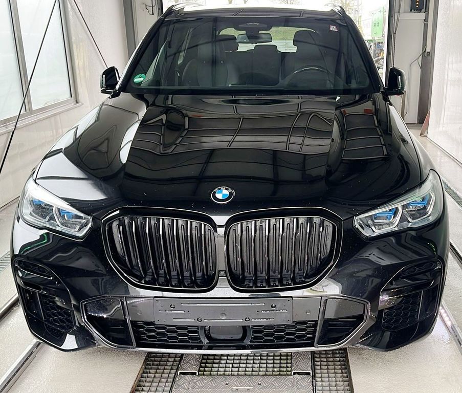 Image of BMW X5