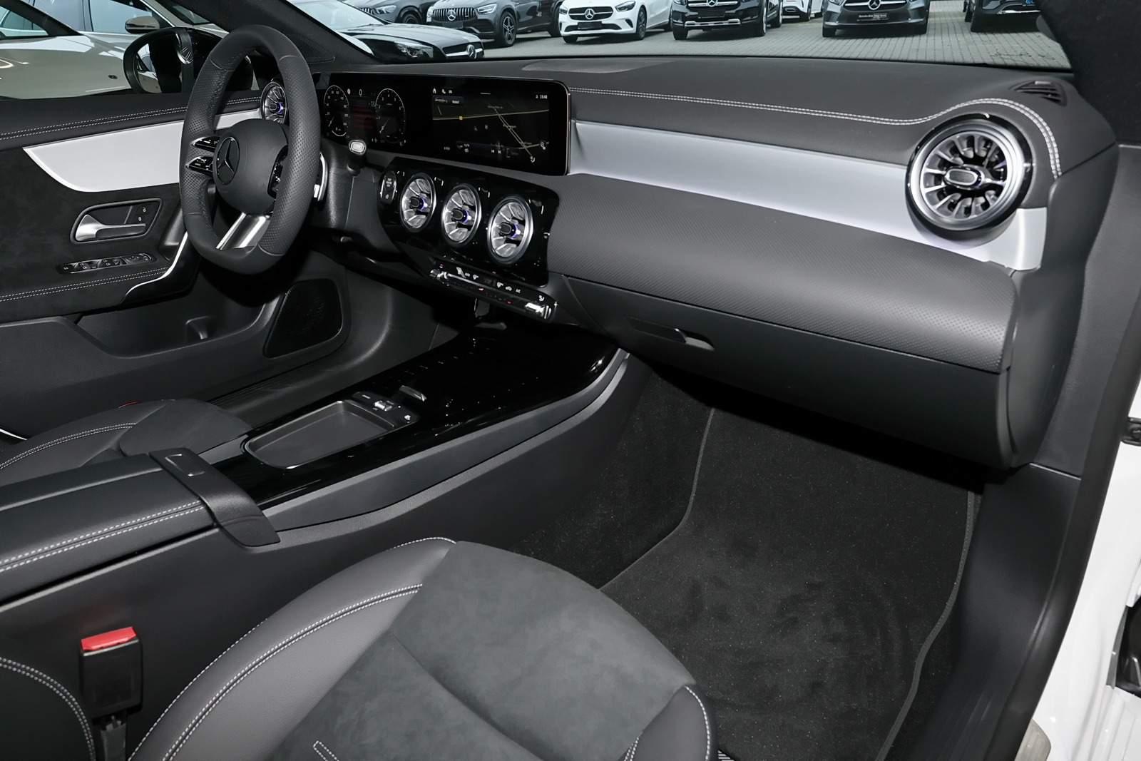 Mercedes-Benz CLA AMG MBUX+LED+Pano+RüKam, миниатюра 8