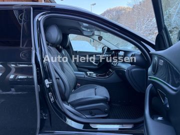 Mercedes E 220 - 12