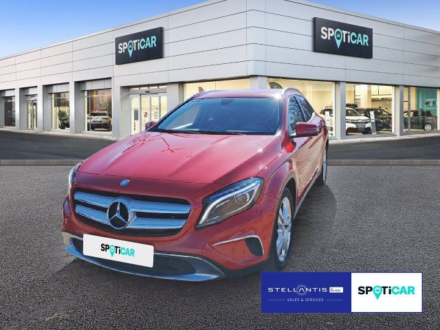 Mercedes-Benz GLA 200 Urban BI-XENON NAVI SHZ GRA PDC RFK