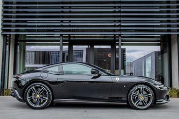 صورة 7 لـ 2021 Ferrari ROMA