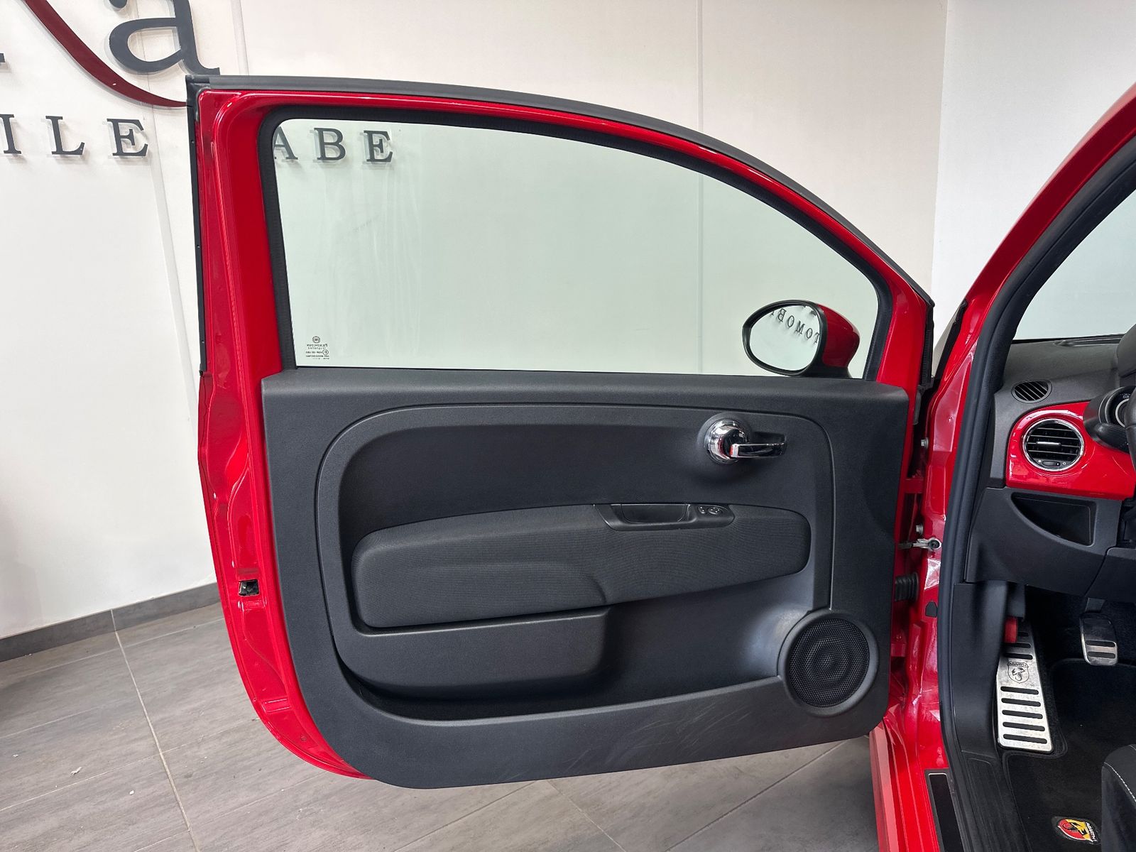Fahrzeugabbildung Fiat 500 Abarth 1.4 T 500 Pandemonio 17ZO+BLUETOOTH