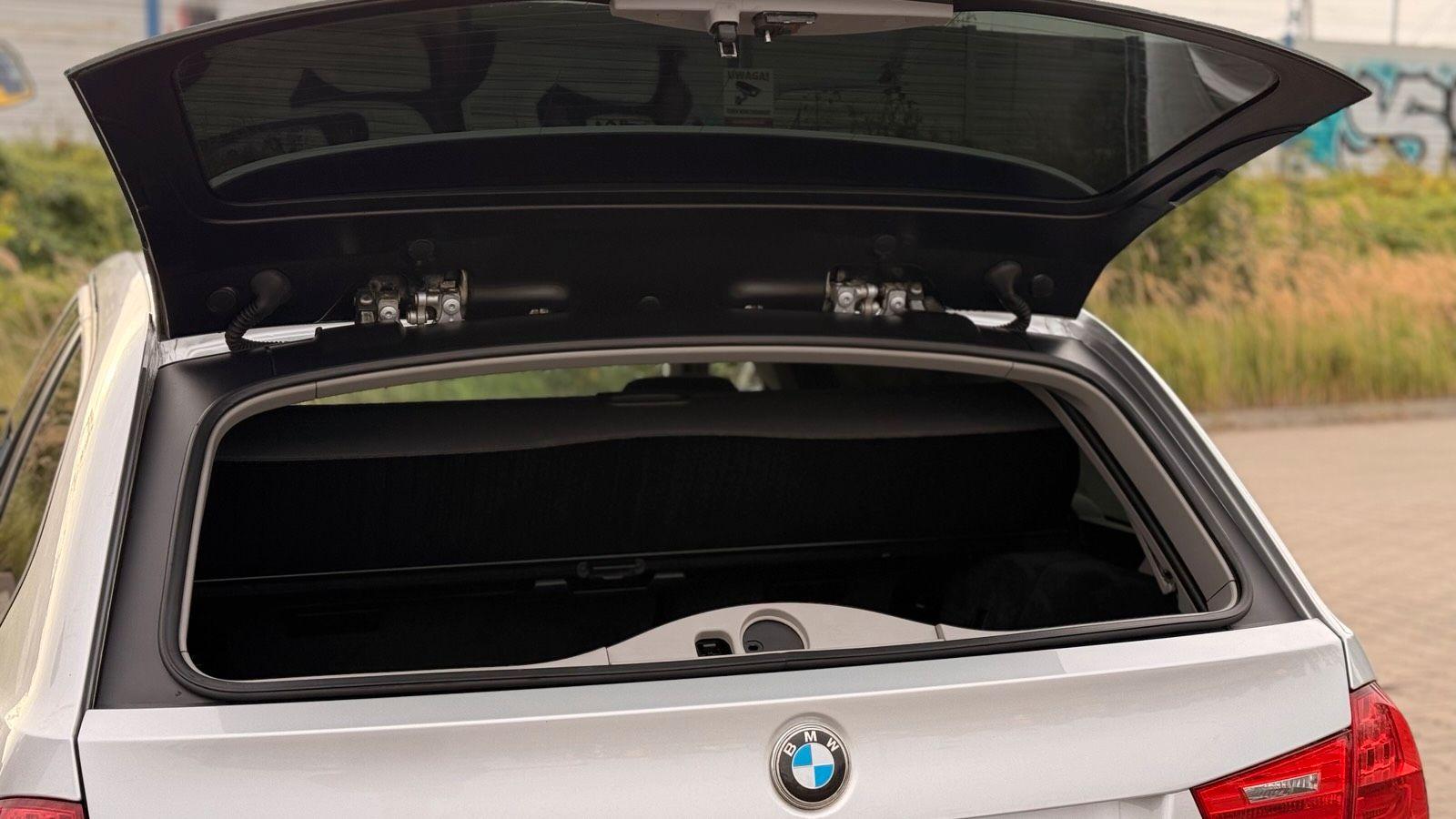 BMW 320 2009 — photo 8