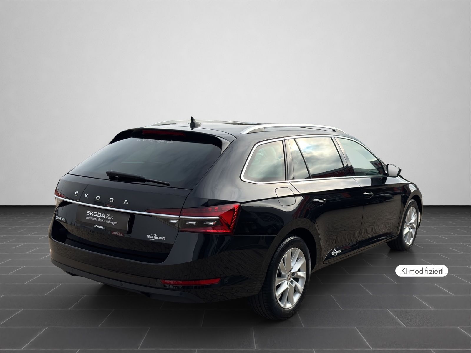 Skoda Superb - Bild 3