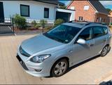 Hyundai i30 cw 1.4 Kombi TÜV 2027 113 tkm Schiebedach - Hyundai i30 aus 2010: Cw