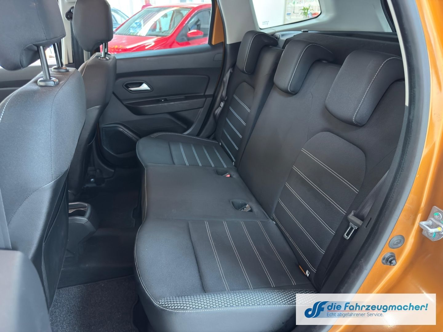 Fahrzeugabbildung Dacia Duster II Prestige 4WD Navi ACC Apple CarPlay An