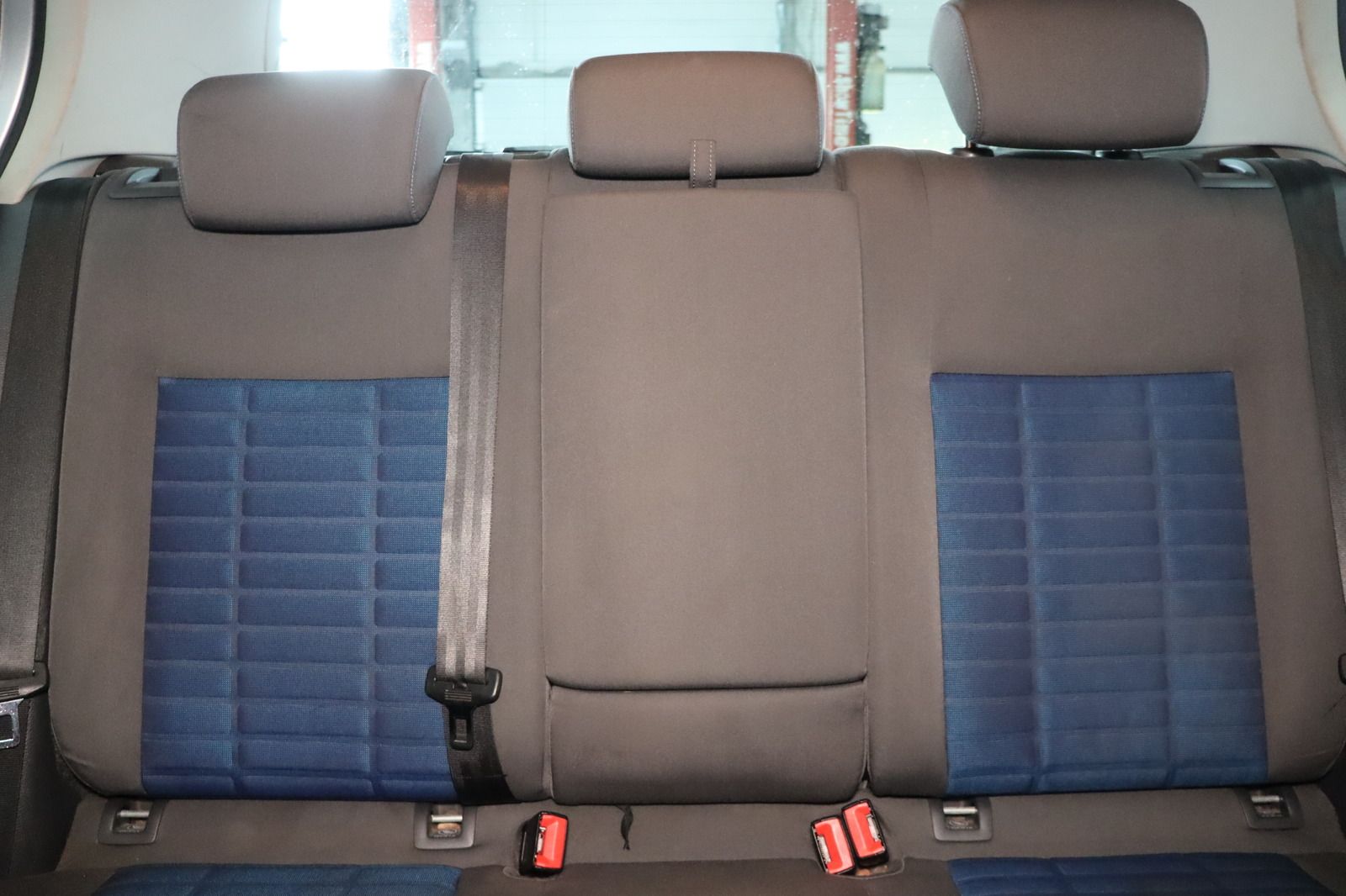 Fahrzeugabbildung Volkswagen Golf V 2.0 TDI DSG Tour HU 04.2028