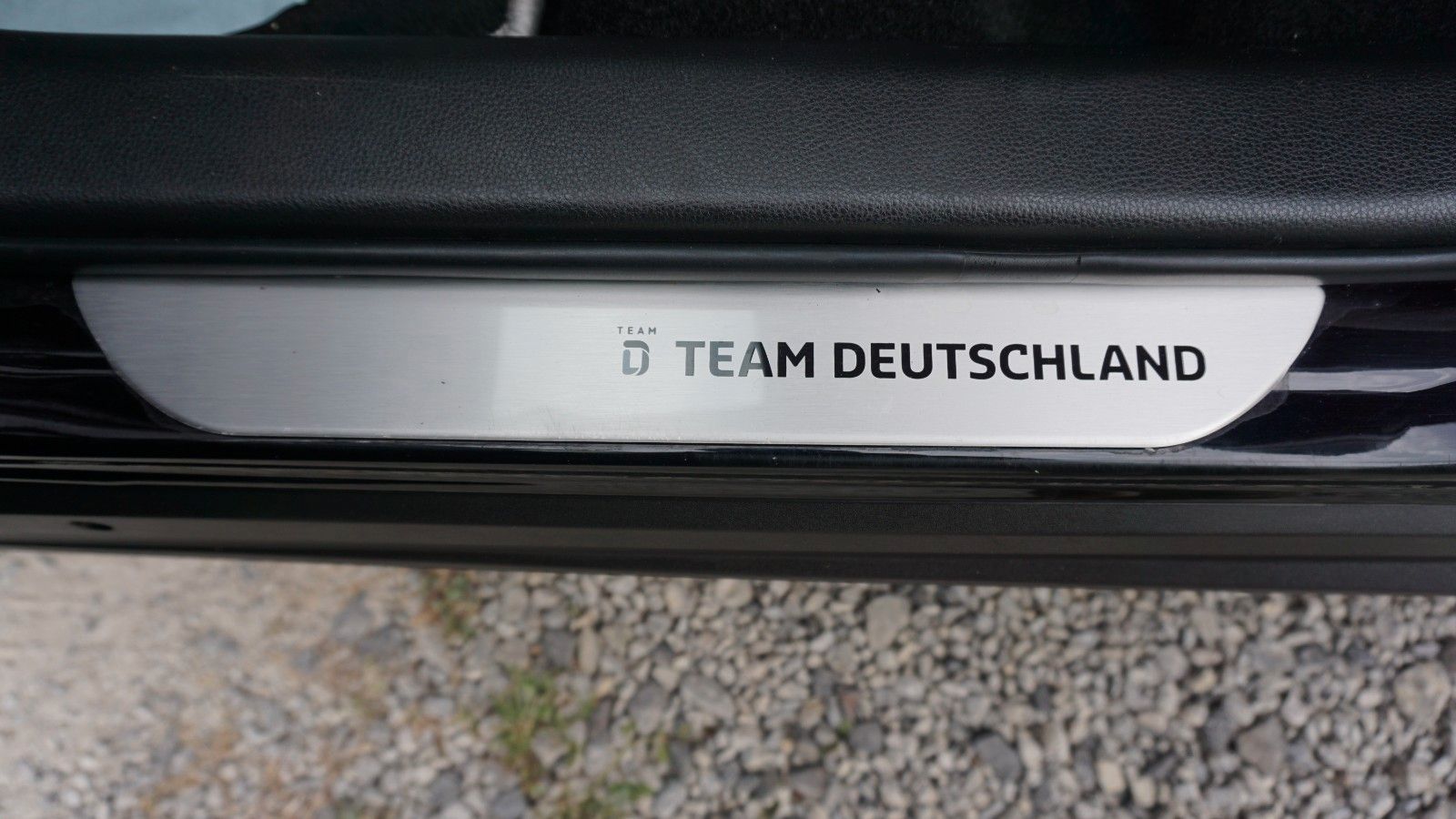 Fahrzeugabbildung Toyota RAV4 Hybrid 4x4 Team Deutschland LED,ACC,SH,AHK