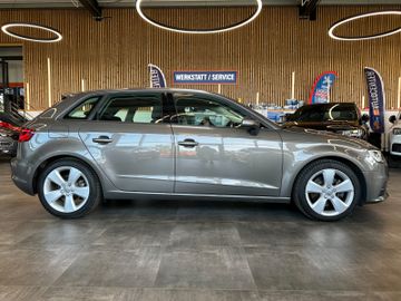 MYAUTOCENTER – Gebraucht- und Jahreswagen mit Werkstattservice in Pfaffenhofen Audi A3 Sportback ambition quattro *TÜV*LED*