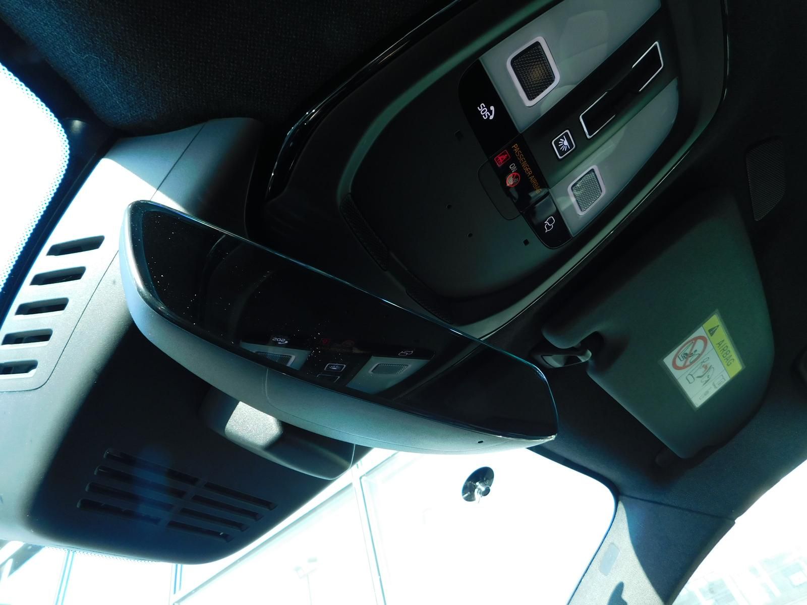 Fahrzeugabbildung Volvo XC40 Recharge single Motor Ultimate