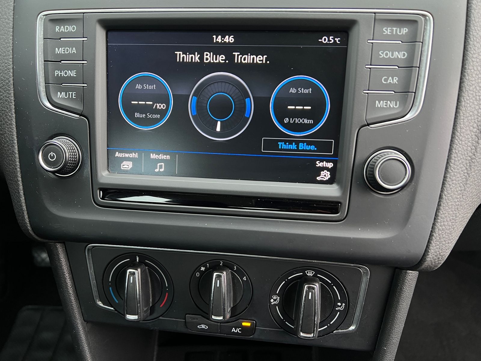 Fahrzeugabbildung Volkswagen Polo 1.2 TSI Comfortline BMT *Klima, Sitzhzg., P